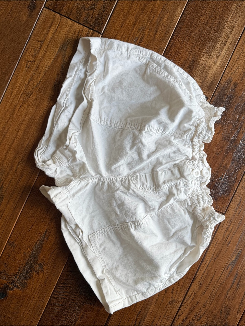 Women’s White Ruffle Waist Cotton Shorts - Brand Unknown